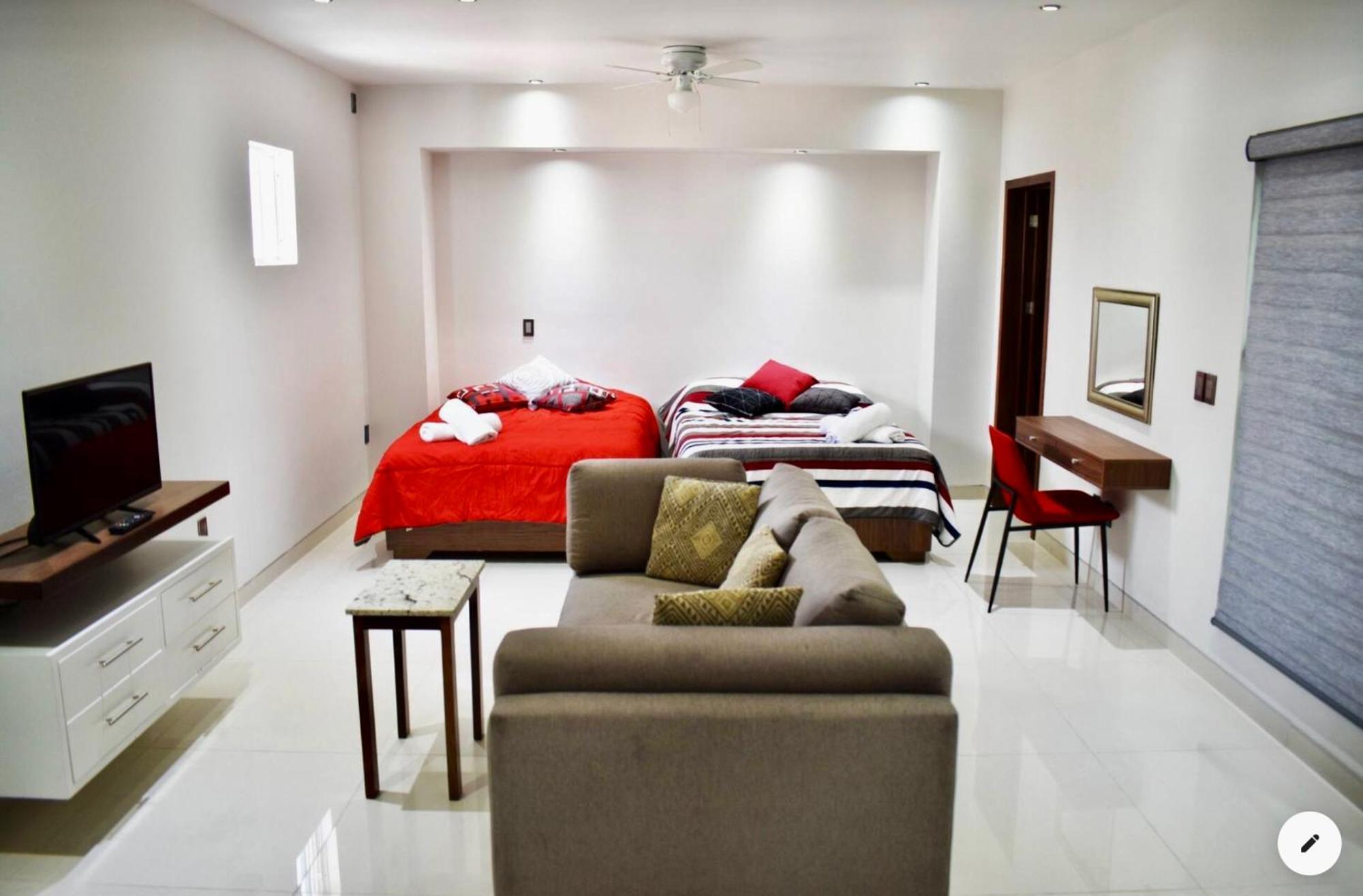 En El Centro 3 Hermoso Loft Familiar Ac Wifi 300 Mbps อากวสคาเลียนเทส ภายนอก รูปภาพ